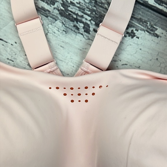 ATHLETA - Phenomena Bra for High-Impact Workouts - Light Pink - Size 38DD - Picture 6 of 11